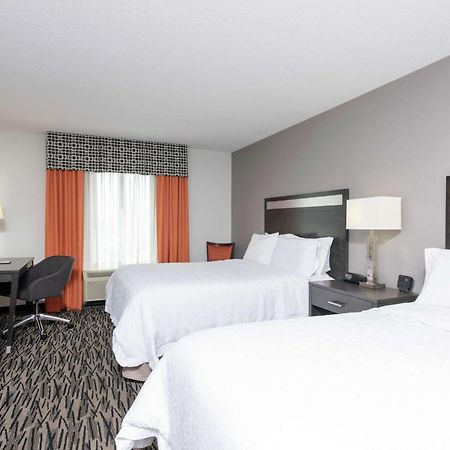 Hampton Inn Akron-South Экстерьер фото