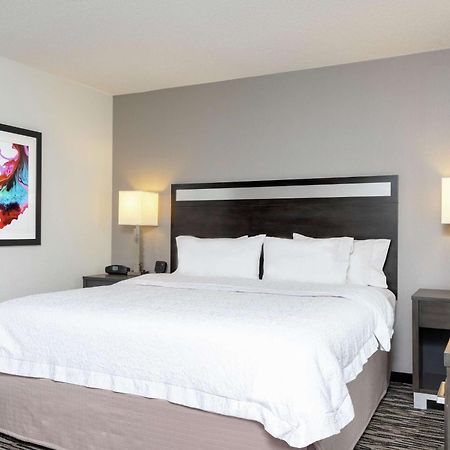 Hampton Inn Akron-South Экстерьер фото