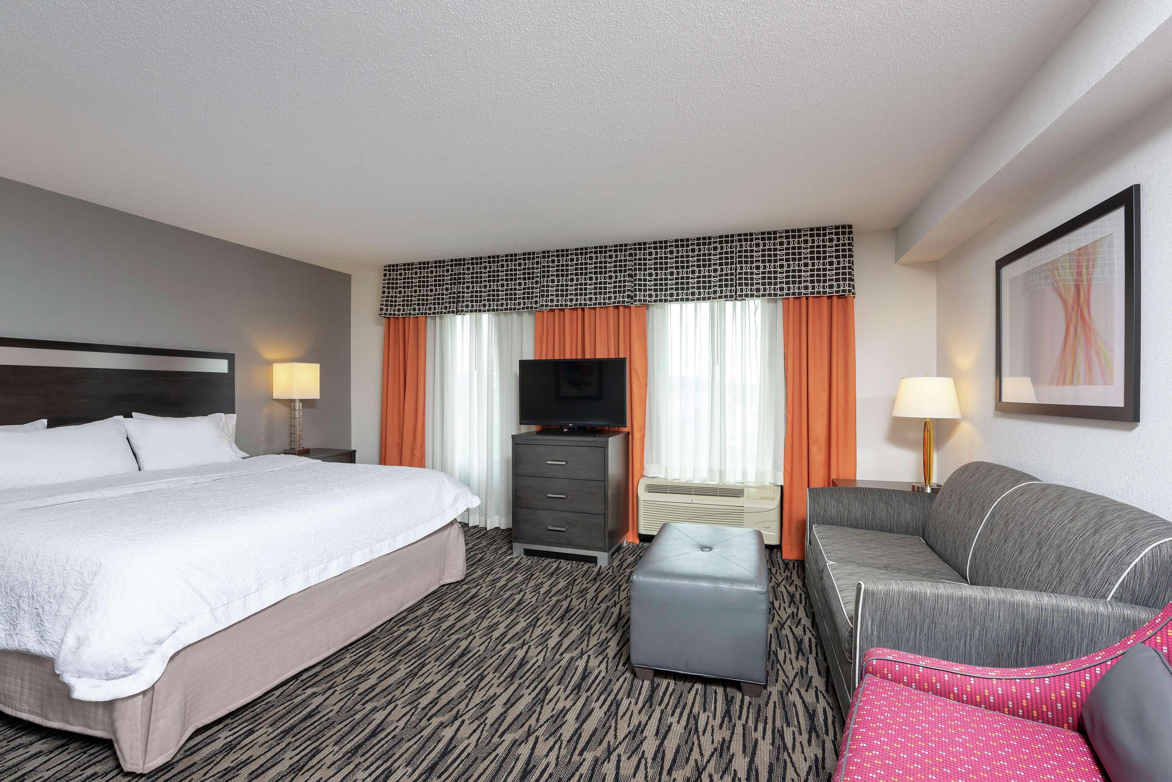 Hampton Inn Akron-South Экстерьер фото