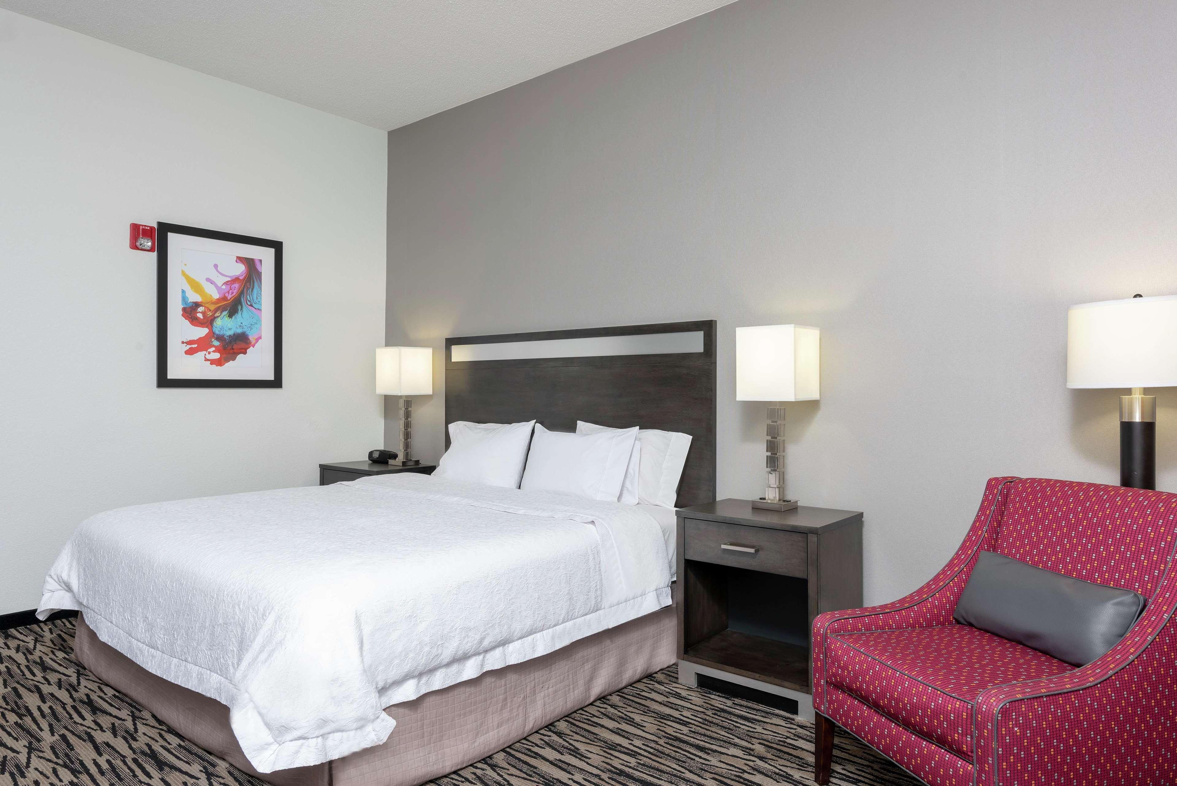 Hampton Inn Akron-South Экстерьер фото