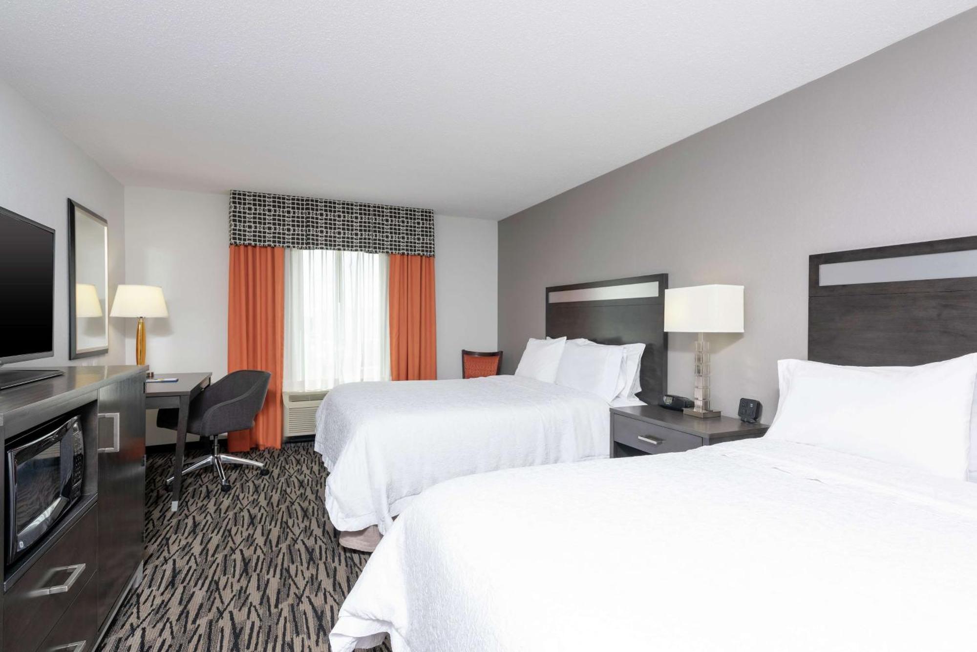 Hampton Inn Akron-South Экстерьер фото