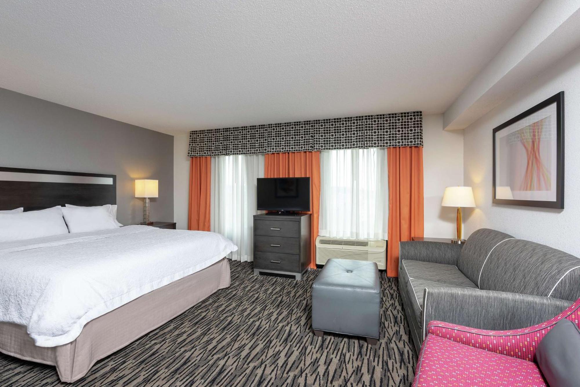 Hampton Inn Akron-South Экстерьер фото