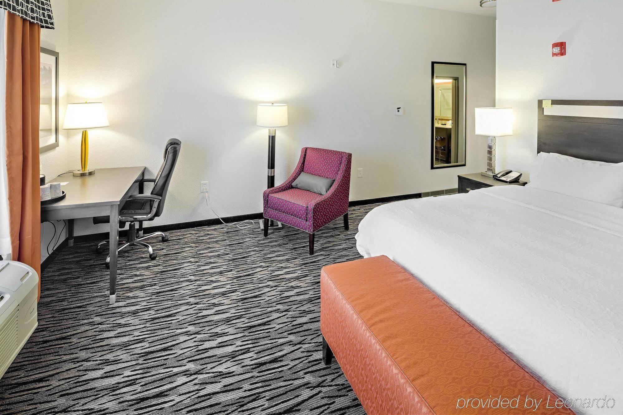 Hampton Inn Akron-South Экстерьер фото