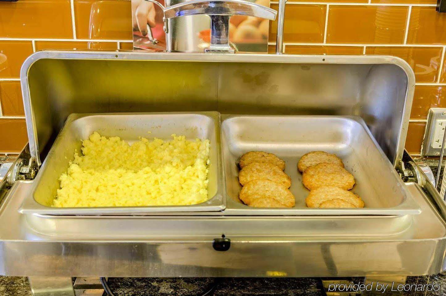 Hampton Inn Akron-South Экстерьер фото